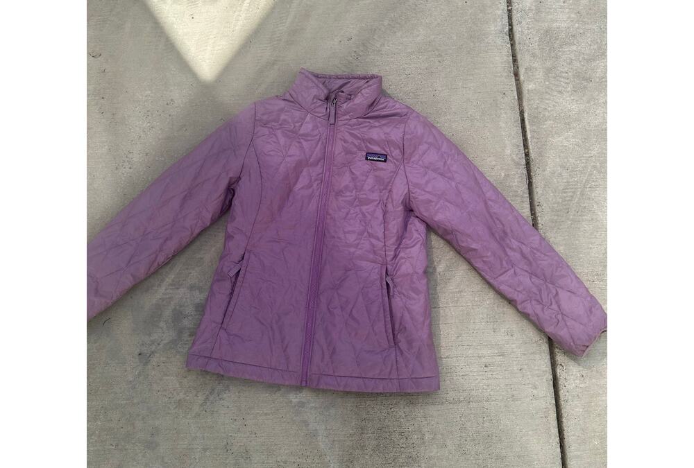 Patagonia Girls nano puff jacket size 12
